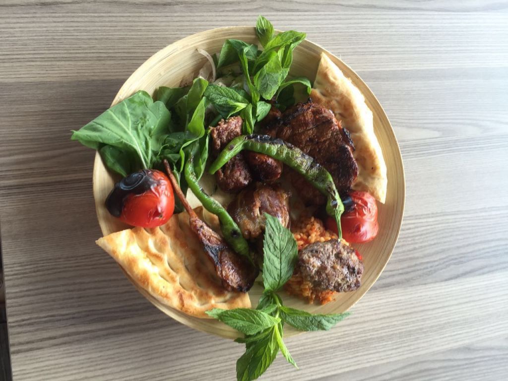 Kebap tabağı